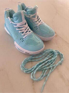 Light Blue Women's Athletic Sneakers with Extra Laces